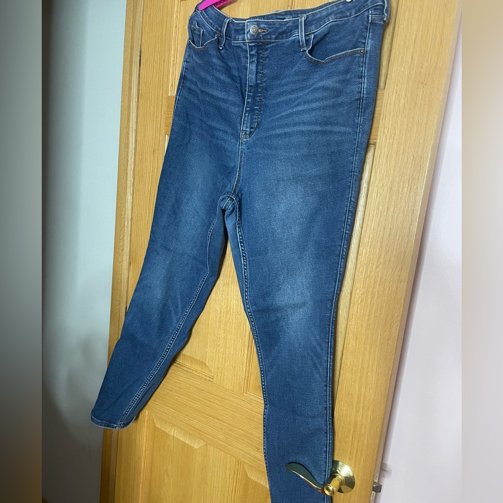 Old navy extra high rise skinny jeans size 20tall